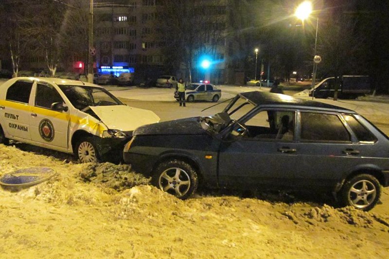В Белгородской области на выходных в ДТП пострадали 15 человек (фот... В Белгородской области на выходных в ДТП пострадали 15 человек (фото) - фото 3