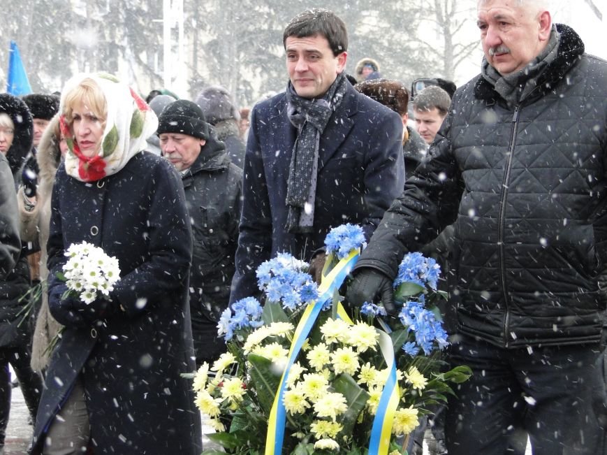 У Хмельницькому відбулися урочистості з нагоди Дня Соборності України (Фото) (фото) - фото 4 У Хмельницькому відбулися урочистості з нагоди Дня Соборності України (Фото) (фото) - фото 4