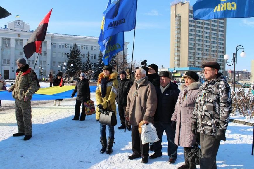 117 годовщина Соборности Украины отмечена в Бердянске митингом и то... 117 годовщина Соборности Украины отмечена в Бердянске митингом и торжественным шествием (фото) - фото 5