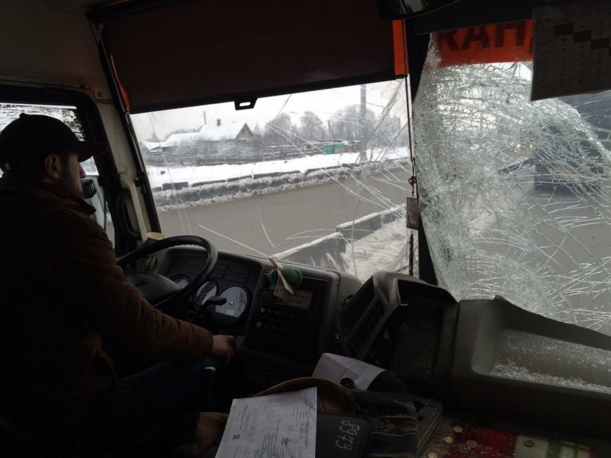Муршрутка врезалась в грузовик на Московском шоссе, есть пострадавшие (фото) - фото 1