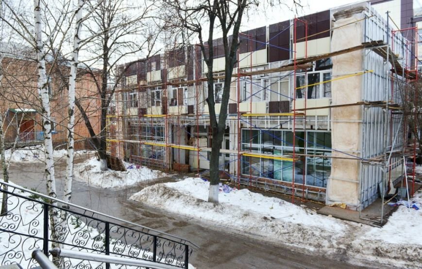 Ремонтні роботи головного корпусу дитячої обласної лікарні виконані... Ремонтні роботи головного корпусу дитячої обласної лікарні виконані на 95% (фото) - фото 1