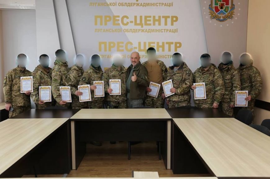 Георгий Тука наградил самых отважных военных в Луганском ре..., фото-1 Георгий Тука наградил самых отважных военных в Луганском регионе (ФОТО), фото-1