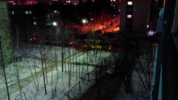 Полные автобусы полиции! Бойцы в бронежилетах! Перекрытые микрорайо... Полные автобусы полиции! Бойцы в бронежилетах! Перекрытые микрорайоны! – жители Нижневартовска переживают, что в городе что-то произошло (фото) - ф...