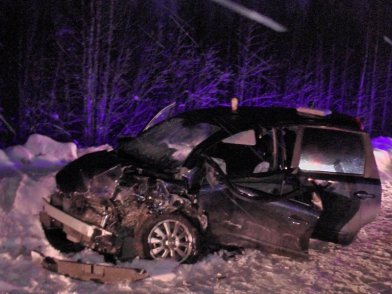 7 человек пострадали в серьёзной аварии на дороге «Нижневар..., фото-1 7 человек пострадали в серьёзной аварии на дороге «Нижневартовск – Излучинск», фото-1