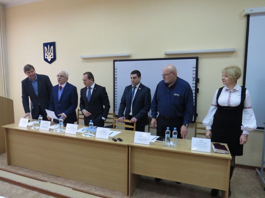 В Мариуполе Томенко и Поживанов предложили омолодить Кобзар..., фото-5 В Мариуполе Томенко и Поживанов предложили омолодить Кобзаря (ФОТО+ВИДЕО), фото-5