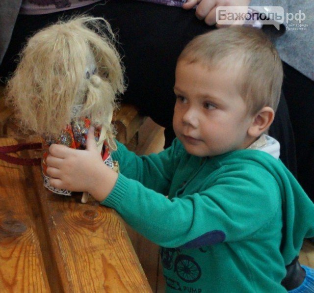 «В русской ложке сила наша» - мастер-класс творческого проекта «Гор... «В русской ложке сила наша» - мастер-класс творческого проекта «Горница» (фоторепортаж) (фото) - фото 1