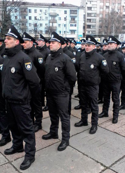 В Житомире 229 новых патрульных полицейских приняли присягу (фото) - фото 1 В Житомире 229 новых патрульных полицейских приняли присягу (фото) - фото 1