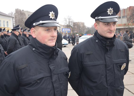 Кто вошел в ряды Житомирской патрульной полиции (фото) - фото 5 Кто вошел в ряды Житомирской патрульной полиции (фото) - фото 5