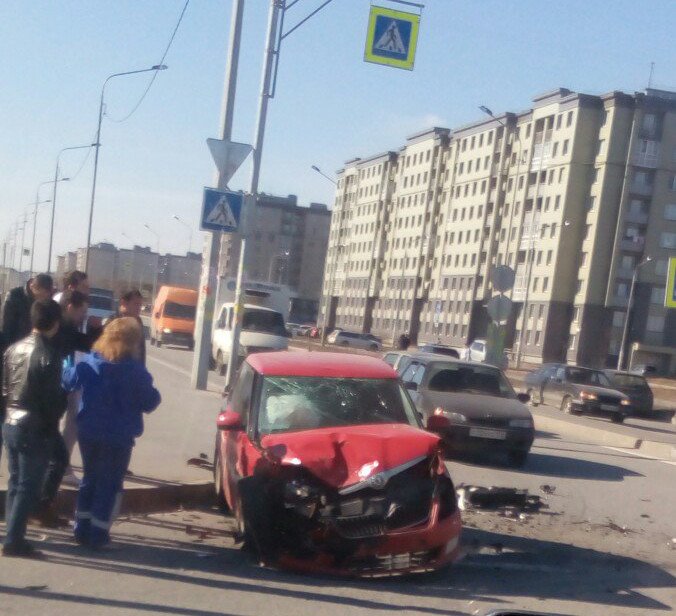 Две серьезные автомобильные аварии произошли в Пушкинском районе (ф... Две серьезные автомобильные аварии произошли в Пушкинском районе (фото) - фото 2