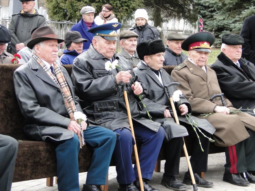 У Хмельницькому відзначили пам’ять загиблих у Другій Світовій та визволителів Проскурова (Фото) (фото) - фото 1