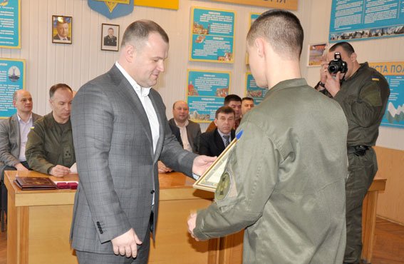 У Полтаві відбулися урочистості з нагоди річниці утворення Національної гвардії України. (фото) - фото 1 У Полтаві відбулися урочистості з нагоди річниці утворення Національної гвардії України. (фото) - фото 1