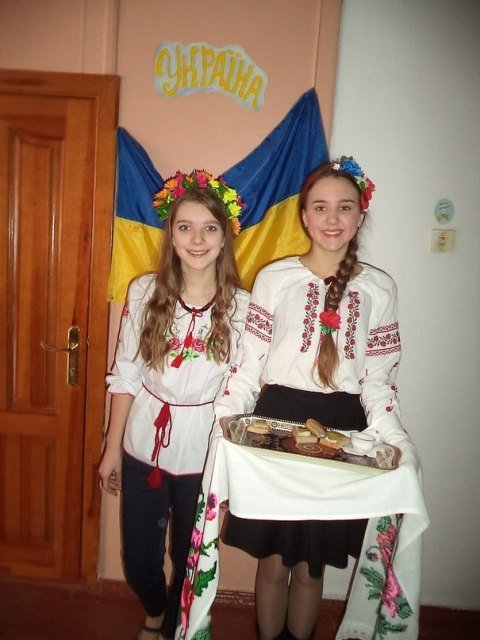 В Коростене прошел Фестиваль культур народов мира (фото) - фото 1 В Коростене прошел Фестиваль культур народов мира (фото) - фото 1