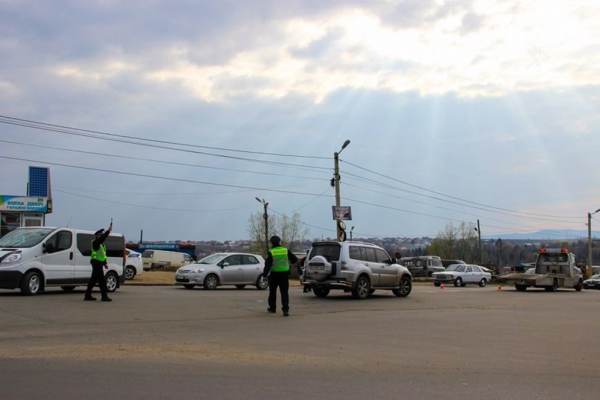 Нова Поліція в Чернівцях професійно врегулювала ДТП(Фоторепортаж) (фото) - фото 2