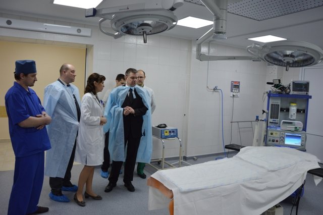 Заступник Міністра охорони здоров’я України Віктор Шафранський високо оцінив ремонтні роботи в Кіровоградській обласній дитячій лікарні (фото) - фото 1 Заступник Міністра охорони здоров’я України Віктор Шафранський високо оцінив ремонтні роботи в Кіровоградській обласній дитячій лікарні (фото) - фото 1