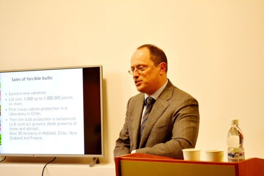 Рівненщину відвідали квіткарі з Голандії, фото-1 Рівненщину відвідали квіткарі з Голандії, фото-1