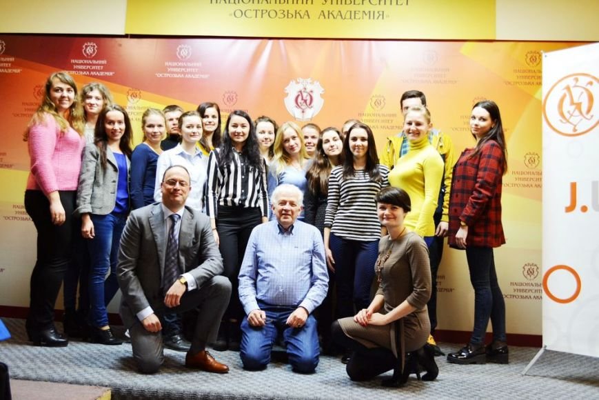 Рівненщину відвідали квіткарі з Голандії, фото-3 Рівненщину відвідали квіткарі з Голандії, фото-3