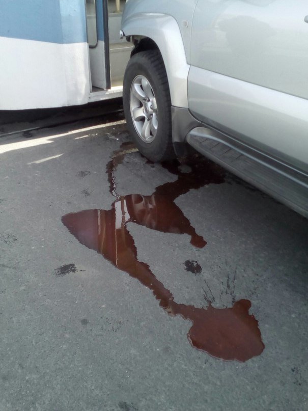 В Николаеве на Херсонском шоссе внедорожник Toyota влетел в трамвай (ФОТО) (фото) - фото 1 В Николаеве на Херсонском шоссе внедорожник Toyota влетел в трамвай (ФОТО) (фото) - фото 1