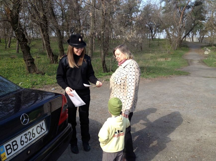 В Северодонецке спасатели провели рейд среди населения с предостережением о начале пожароопасного периода (ФОТО) (фото) - фото 1 В Северодонецке спасатели провели рейд среди населения с предостережением о начале пожароопасного периода (ФОТО) (фото) - фото 1