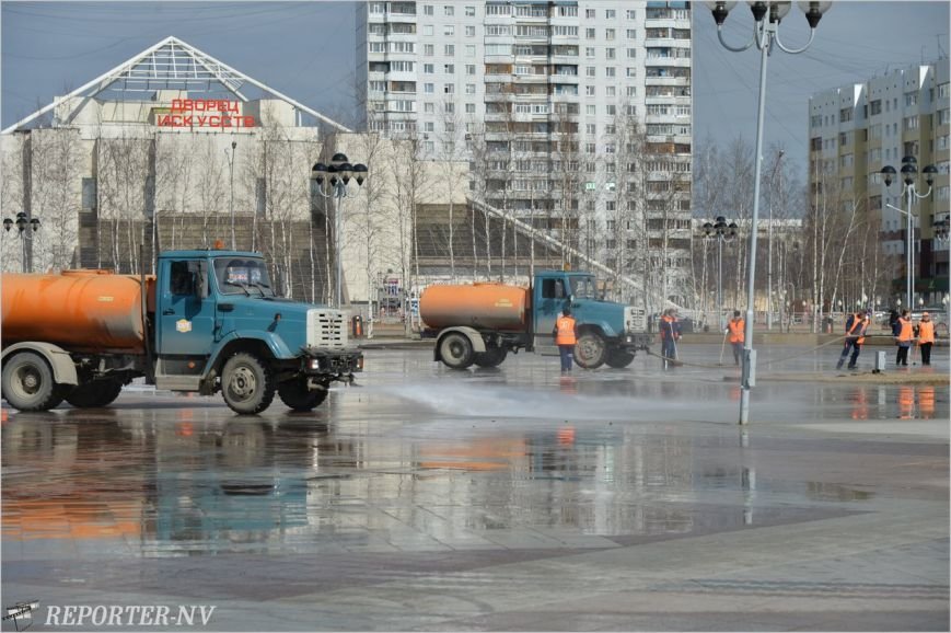 Вартовчане встречают весну на чистых улицах (фото) - фото 1 Вартовчане встречают весну на чистых улицах (фото) - фото 1