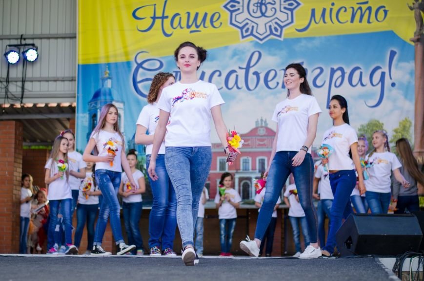 У Дендропарку відбулась презентація ХІ Всеукраїнського конкурсу краси «Степова красуня» (ФОТО) (фото) - фото 1 У Дендропарку відбулась презентація ХІ Всеукраїнського конкурсу краси «Степова красуня» (ФОТО) (фото) - фото 1