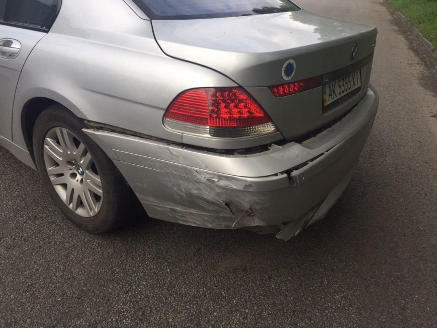 BMW столкнулся с такси DAEWOO Lanos, а Kia Rio сбила мужчину (фото)... BMW столкнулся с такси DAEWOO Lanos, а Kia Rio сбила мужчину (фото) - фото 5
