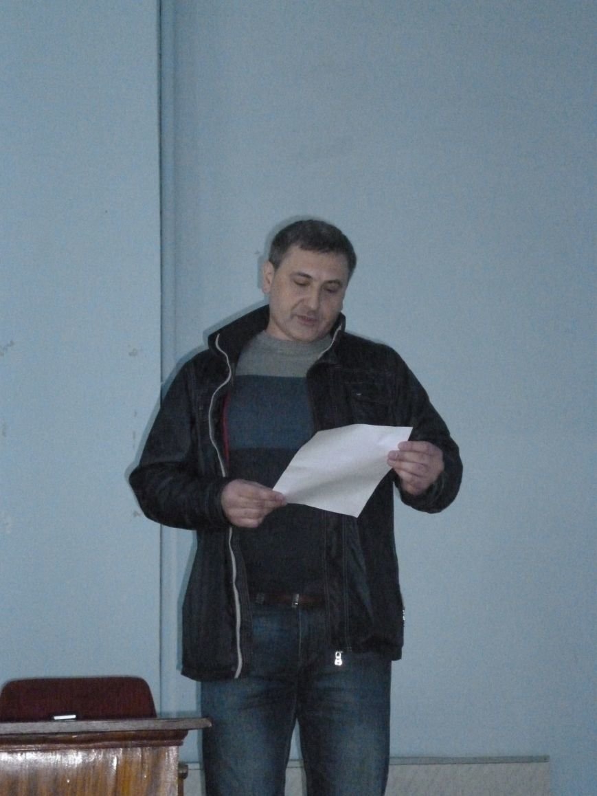 В Красноармейске (Покровске) награждены медики, выезжавшие в зону АТО (фото) - фото 1 В Красноармейске (Покровске) награждены медики, выезжавшие в зону АТО (фото) - фото 1