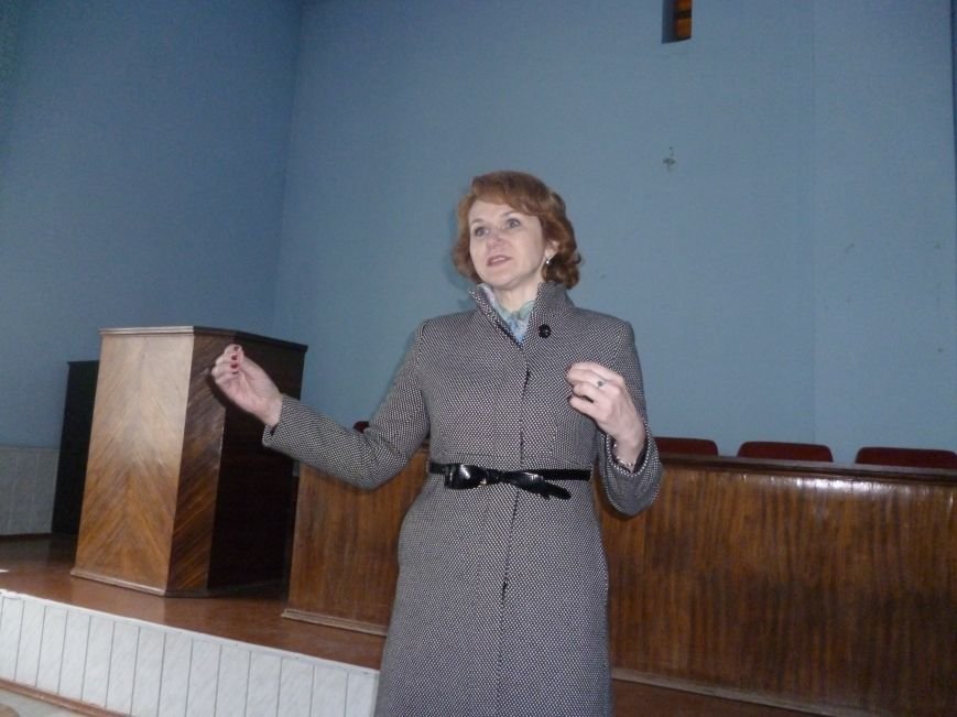 В Красноармейске (Покровске) награждены медики, выезжавшие в зону АТО (фото) - фото 2 В Красноармейске (Покровске) награждены медики, выезжавшие в зону АТО (фото) - фото 2