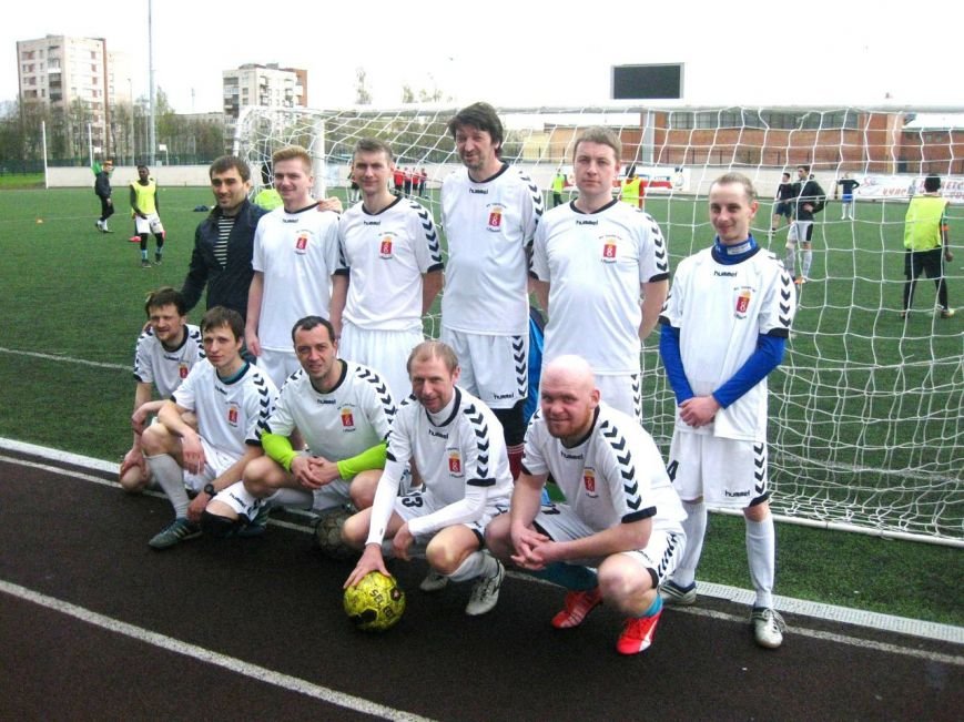 Профессионалы и любители из Царского Села сыграли в футбол против наркомании, фото-3