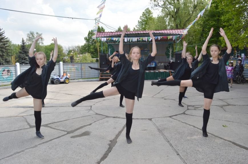 Праздничный концерт посвященный Дню Победы в городе Белицкое, фото-3 Праздничный концерт посвященный Дню Победы в городе Белицкое, фото-3