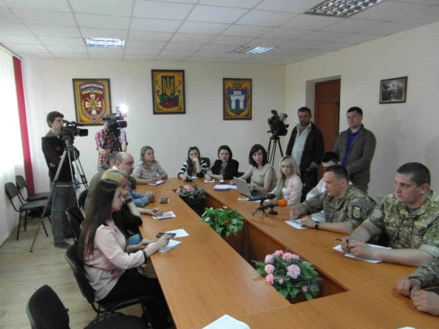 Що обговорювали рівненські військові з представниками ЗМІ?, фото-2 Що обговорювали рівненські військові з представниками ЗМІ?, фото-2