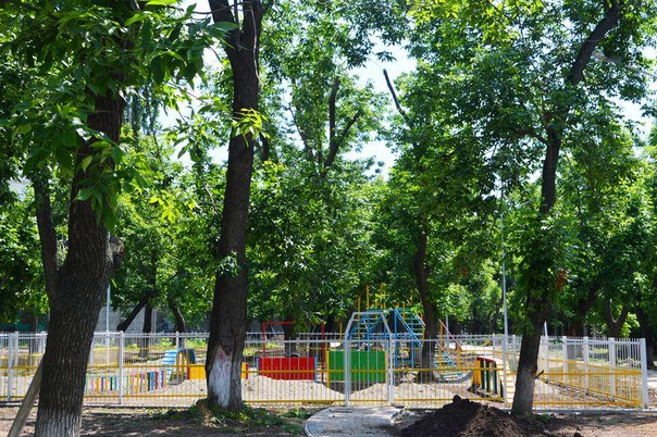 В сквере Труда завершаются работы по благоустройству, фото-1 В сквере Труда завершаются работы по благоустройству, фото-1