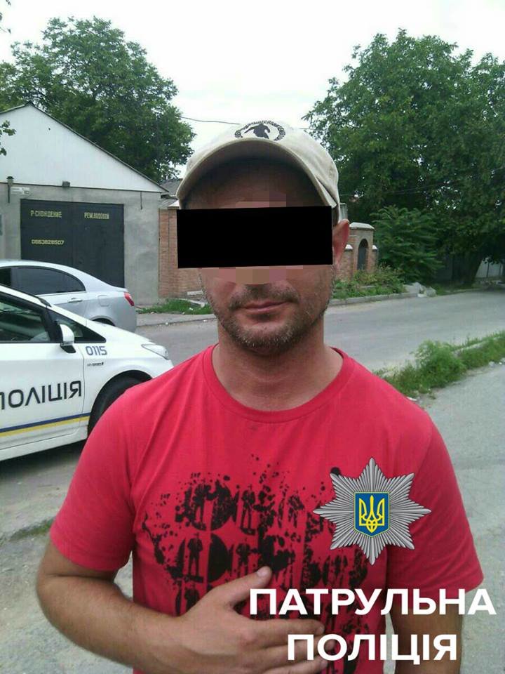 В Кировограде поймали за рулем пьяного иностранца. ФОТО, фото-1 В Кировограде поймали за рулем пьяного иностранца. ФОТО, фото-1