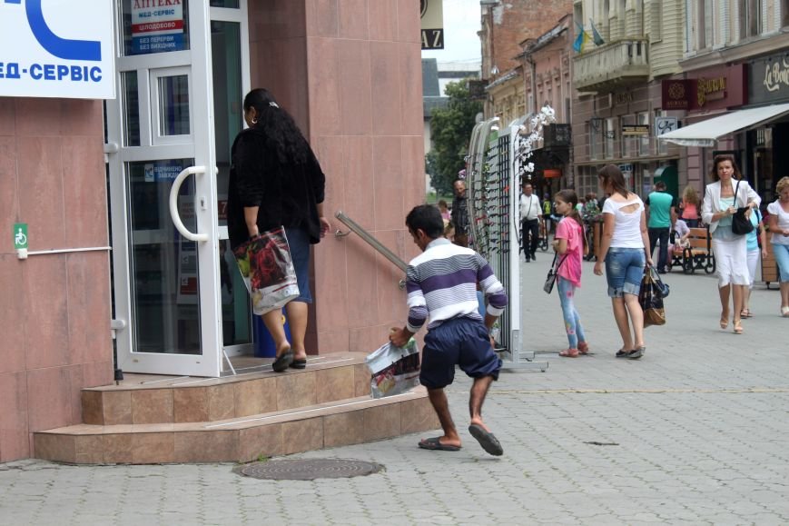 Сергій з Корзо: «Я молюсь за кожного, хто дає мені милостиню», фото-2 Сергій з Корзо: «Я молюсь за кожного, хто дає мені милостиню», фото-2