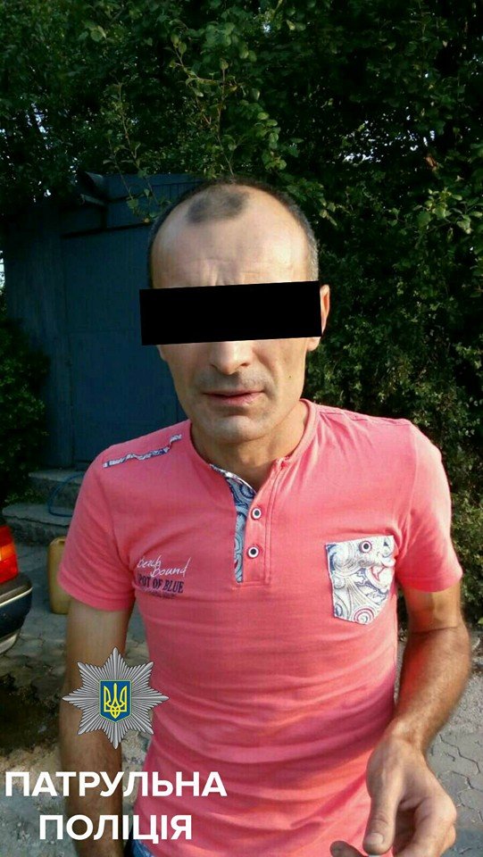 В Кропивницком мужчина уехал с заправки не рассчитавшись з..., фото-3 В Кропивницком мужчина уехал с заправки не рассчитавшись за бензин (ФОТО), фото-3