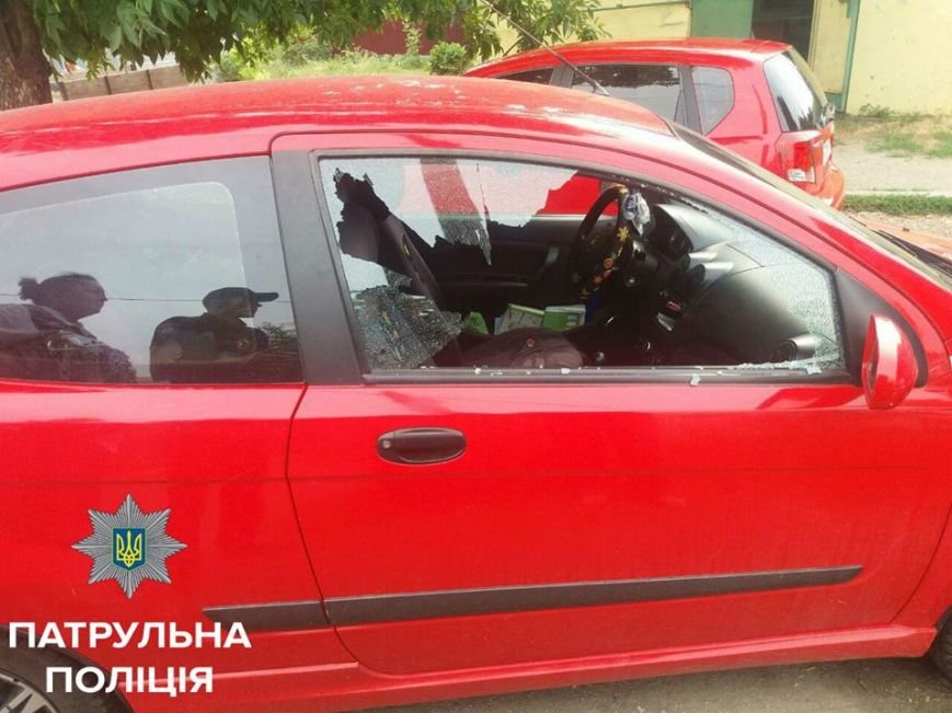 В Кропивницком мужчина пытался совершить кражу из иномарки..., фото-4 В Кропивницком мужчина пытался совершить кражу из иномарки (ФОТО), фото-4