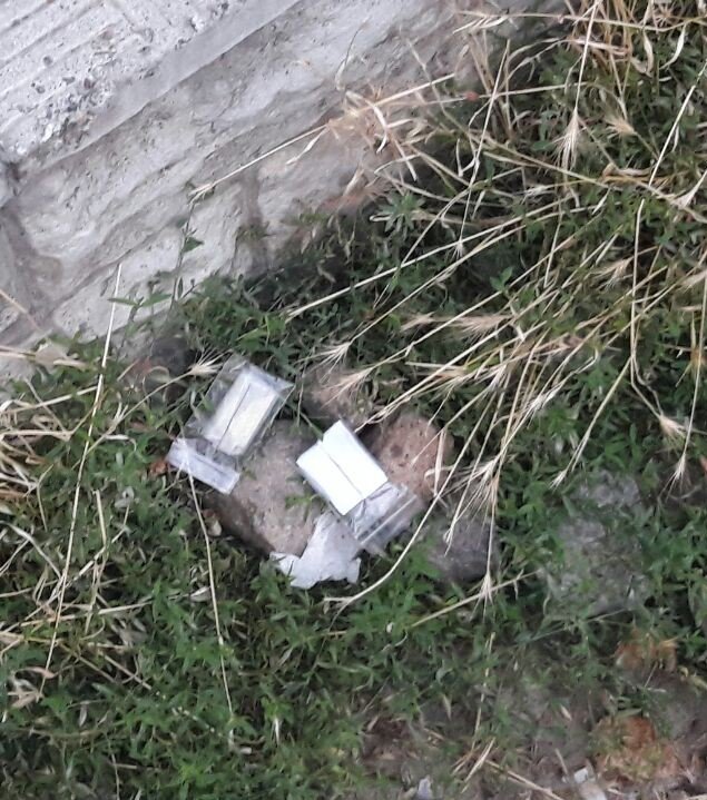В Кропивницком патрульные поймали двух людей, которые пытал..., фото-1 В Кропивницком патрульные поймали двух людей, которые пытались избавиться от наркотиков, фото-1