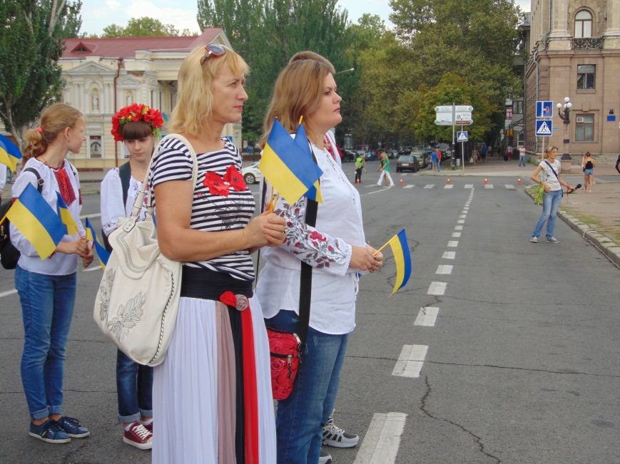 Возле мэрии в Николаеве торжественно подняли флаг Украины..., фото-11 Возле мэрии в Николаеве торжественно подняли флаг Украины (ФОТОРЕПОРТАЖ, ВИДЕО), фото-11