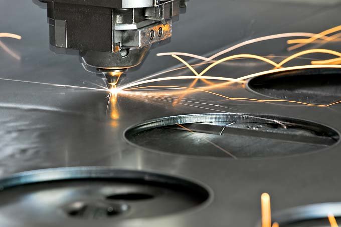 lazer-po-metallu.jpg.pagespeed.ce.oUMdk5mf-S lazer-po-metallu.jpg.pagespeed.ce.oUMdk5mf-S