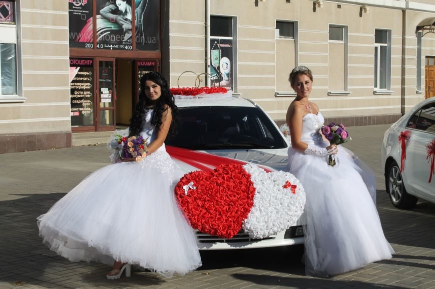 Почему иваново называют невест. Парад невест Иваново. Город невест. Невесты из Иваново. Иваново город невест фото.