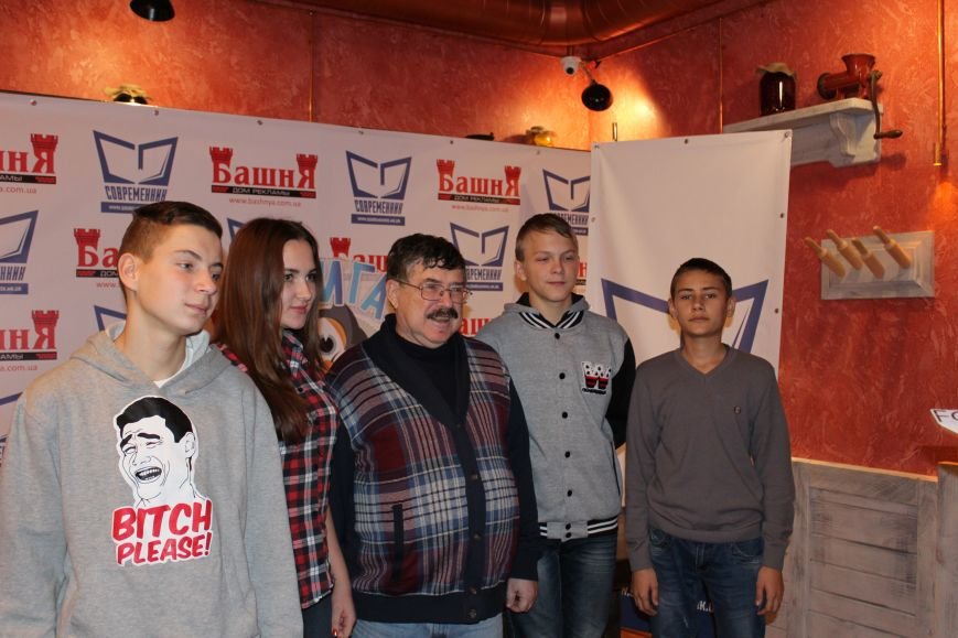 В Николаеве одессит Борис Бурда презентовал разработанную и..., фото-8 В Николаеве одессит Борис Бурда презентовал разработанную им интеллектуальную игру “Лигу дилетантов” (ФОТО,ВИДЕО), фото-8