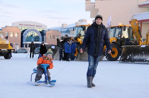По следам коммунального парада в Салехарде, фото-3 По следам коммунального парада в Салехарде, фото-3