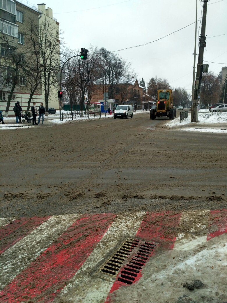 Уборка снега в Вишневом: продолжение (ФОТО), фото-3 Уборка снега в Вишневом: продолжение (ФОТО), фото-3