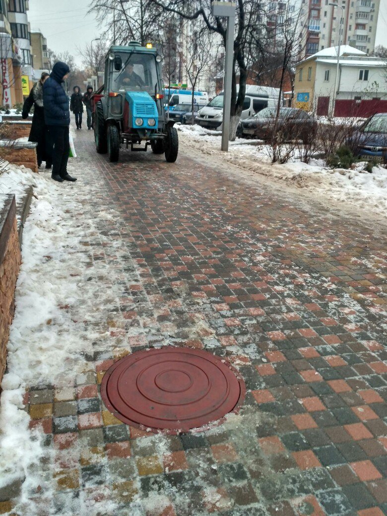 Уборка снега в Вишневом: продолжение (ФОТО), фото-14 Уборка снега в Вишневом: продолжение (ФОТО), фото-14