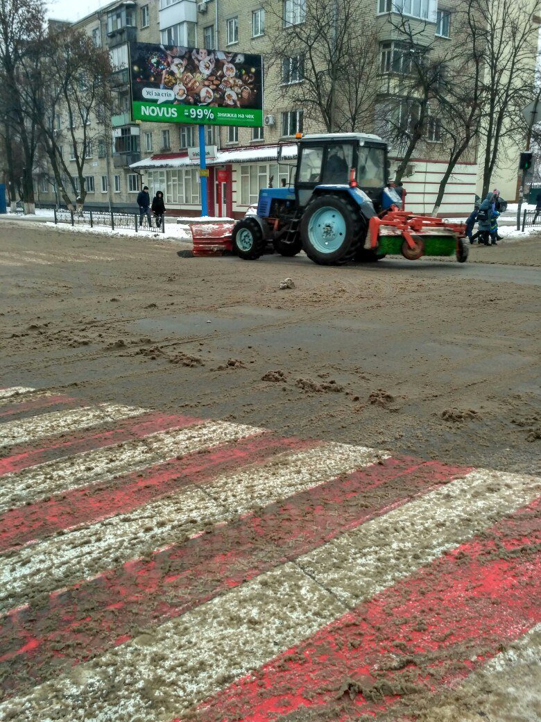 Уборка снега в Вишневом: продолжение (ФОТО), фото-9 Уборка снега в Вишневом: продолжение (ФОТО), фото-9