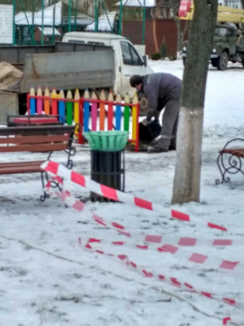 novyy zabor vokruh det·skoy ploshchadky v vyshnevom (2) novyy zabor vokruh det·skoy ploshchadky v vyshnevom (2)