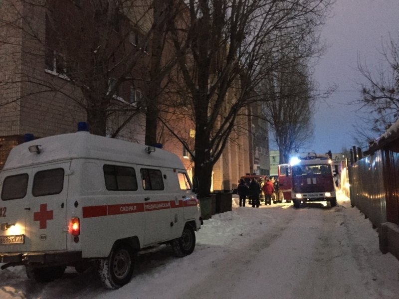 Из-за пожара в бане в Ульяновске спасли 30 человек. ФОТО, фото-2