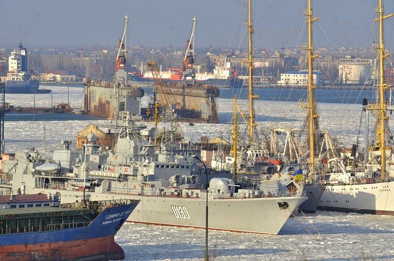 В Одессе льды сковали корабли Военно-морских сил Украины (ФОТО), фото-9