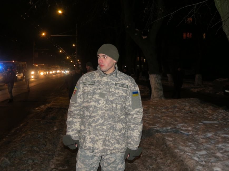 Смолоскипи, піротехніка і патріотичні гасла. У Луцьку вшану..., фото-4 Смолоскипи, піротехніка і патріотичні гасла. У Луцьку вшанували Героїв Крут, фото-4