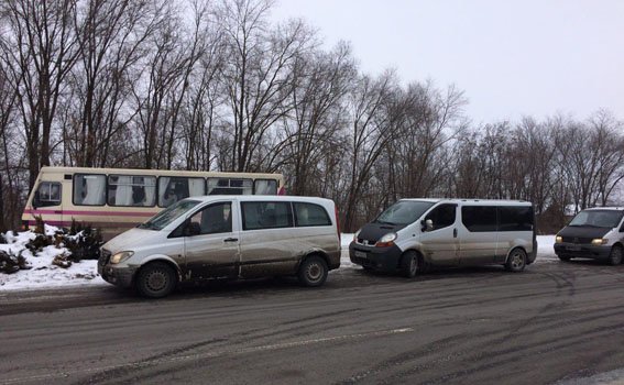 Пять нелегальных перевозчиков выявлено полицейскими недалек..., фото-1 Пять нелегальных перевозчиков выявлено полицейскими недалеко от КПВВ «Майорск», фото-1
