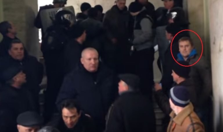 Силовика, почетного гражданина Мариуполя, видели в захваче..., фото-1 Силовика, почетного гражданина Мариуполя, видели в захваченной ХОГА в 2014-м году (ФОТО+ВИДЕО), фото-1